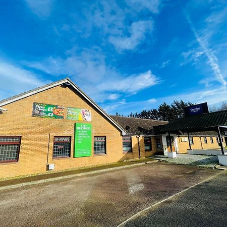 Oyo Stay Inn Express, Cambridge Papworth Everard Esterno foto