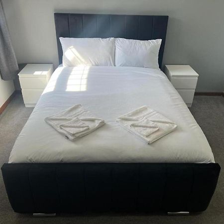 Oyo Stay Inn Express, Cambridge Papworth Everard Esterno foto