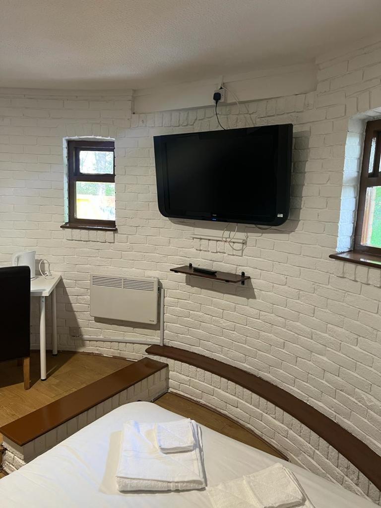 Oyo Stay Inn Express, Cambridge Papworth Everard Esterno foto