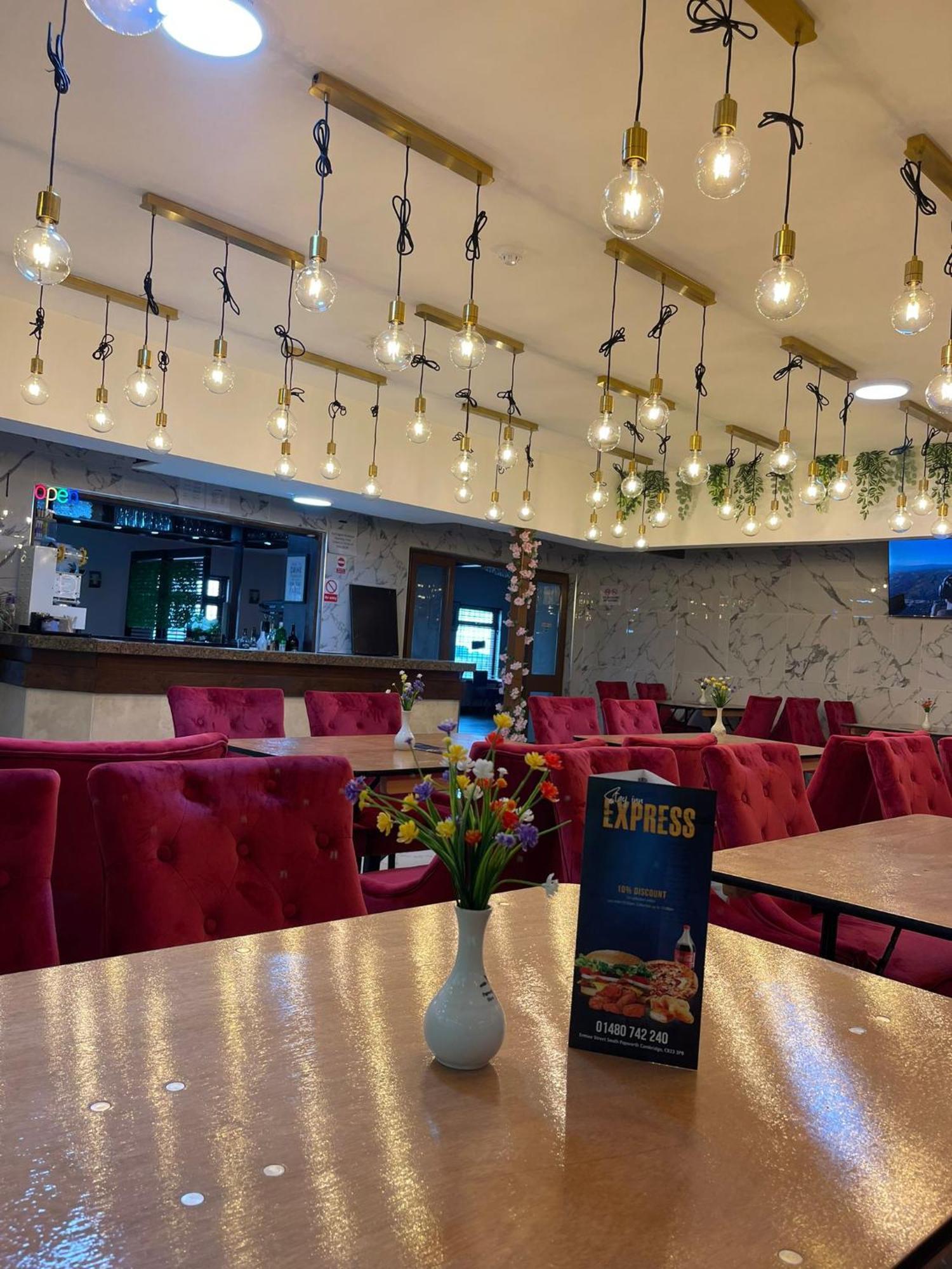Oyo Stay Inn Express, Cambridge Papworth Everard Esterno foto