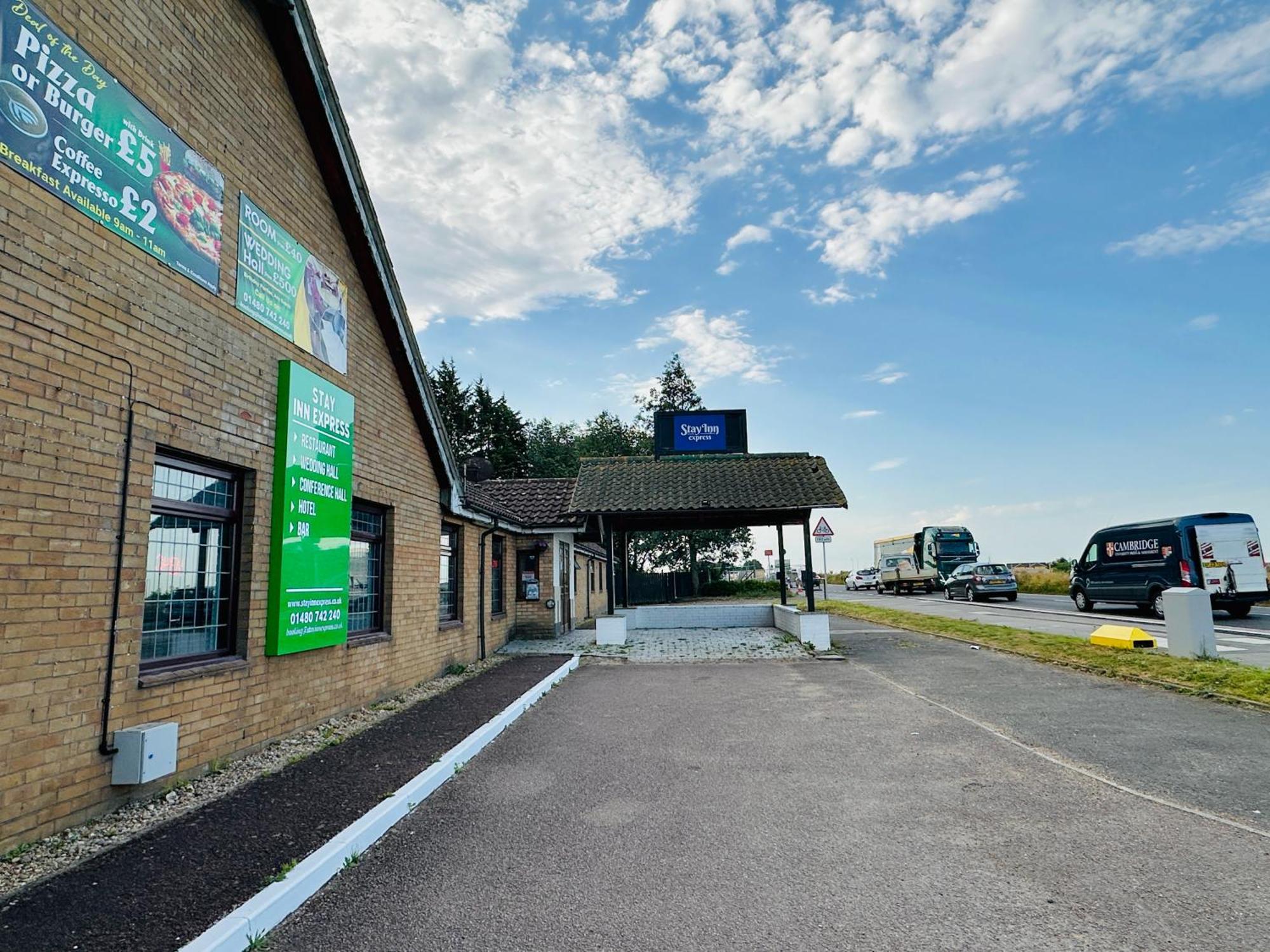 Oyo Stay Inn Express, Cambridge Papworth Everard Esterno foto